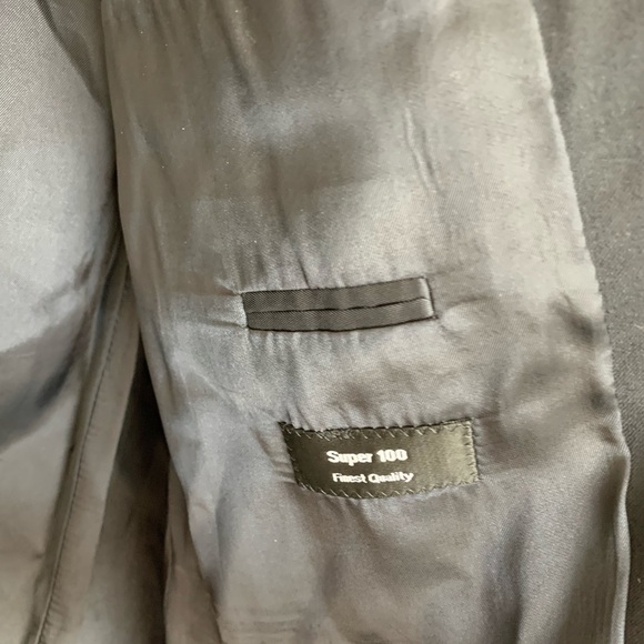 Hugo Boss Vintage Wool blazer. Made is USA. Size 42 L - Picture 5 of 13